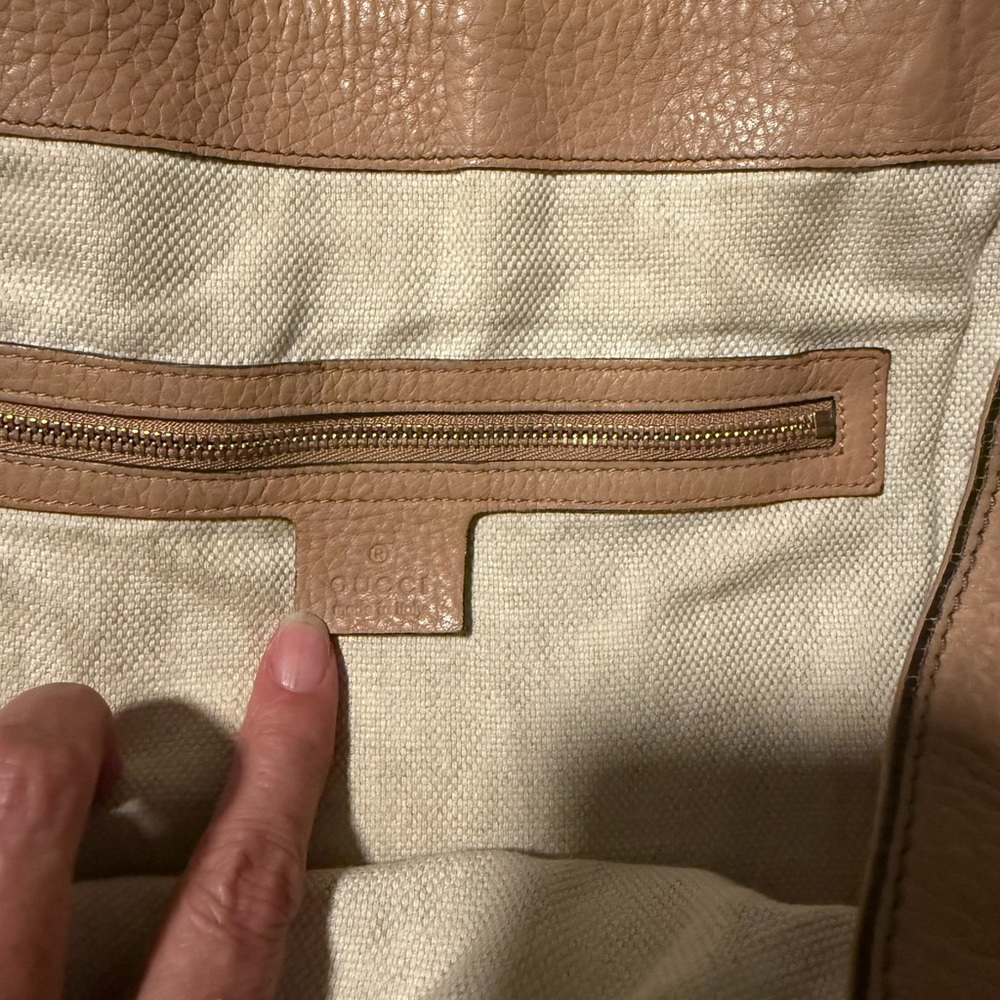 Gucci Leather Soho Bag - Picture 3 of 11